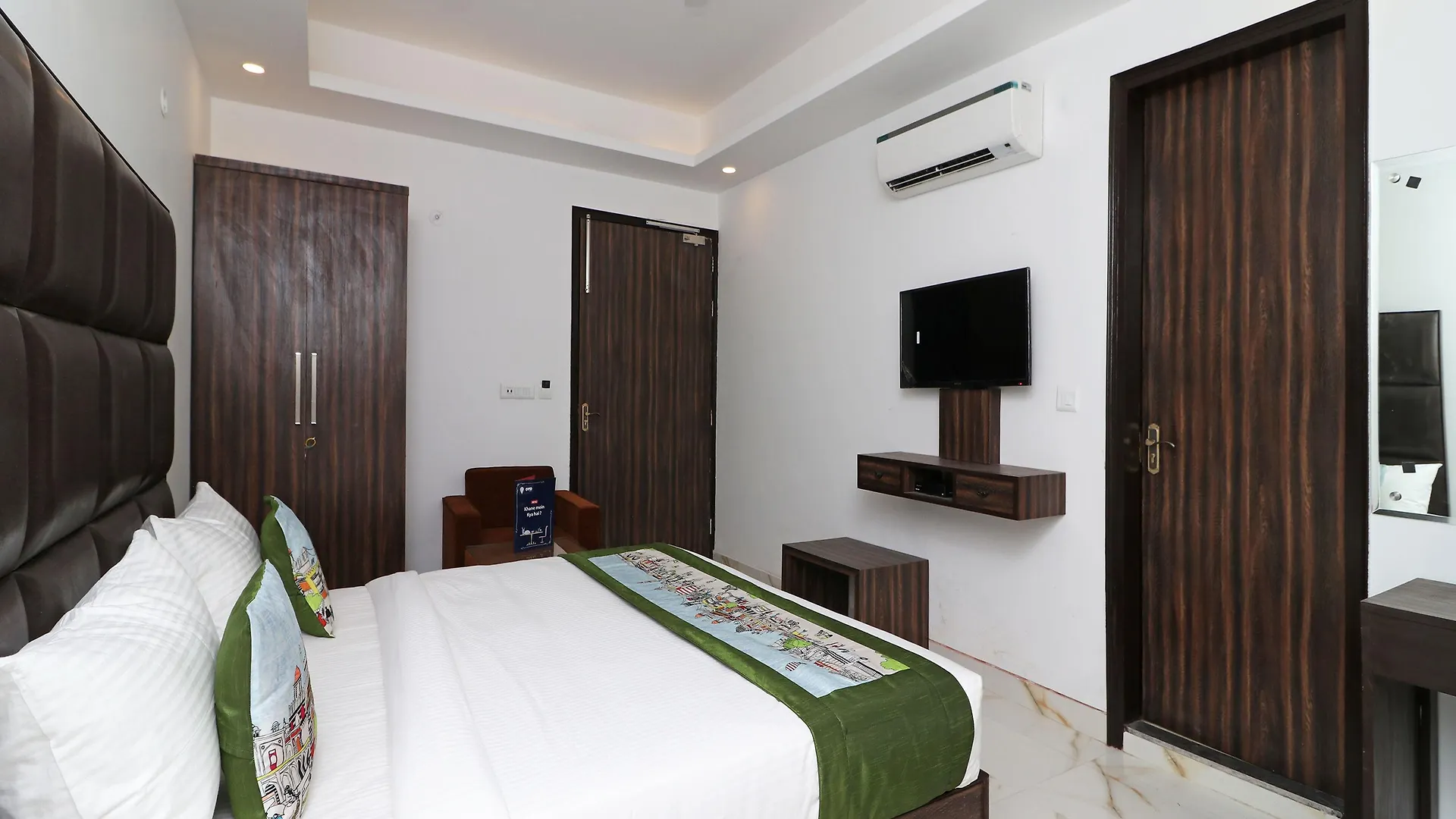 ***  Hotel O Aamara New Delhi India